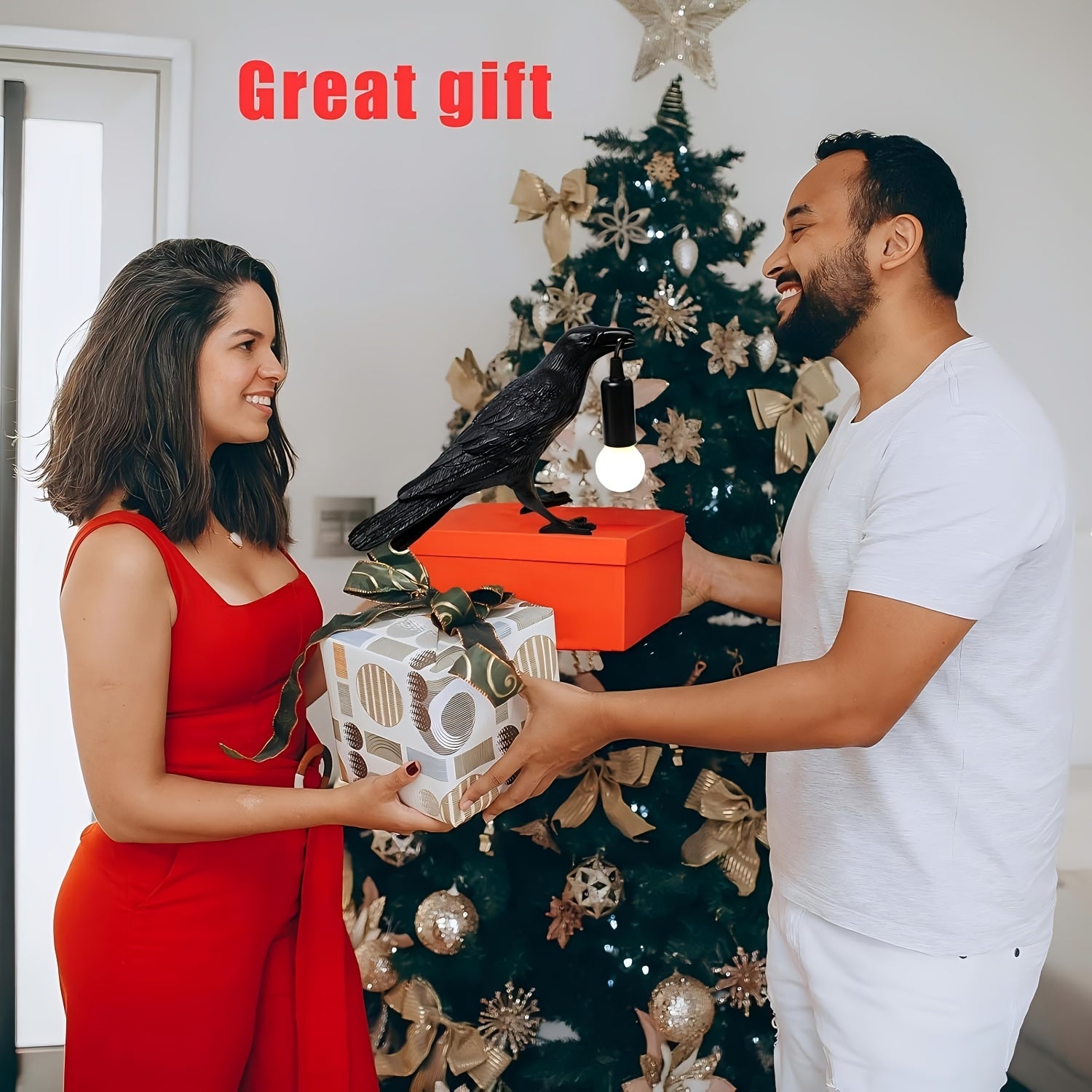 Gothic Crow Desk Lamp, Resin Realistic Raven Statue With E12 Base Bulb Included, Dark Academia Bedroom\u002FLiving Room Decor, Perfect Halloween Christmas Gift For Goth Enthusiasts & Bookworms, Unique Artistic Night Light For Desk\u002FBookshelf